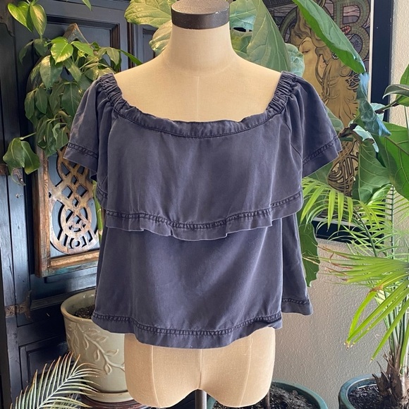Free People chambray off the shoulder crop top - Picture 4 of 13